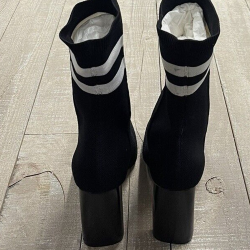 Rag & Bone $575 Ellis Sock Knit Boot In Black/White Size: 37.5 (US 7 1/2 - Picture 4 of 7